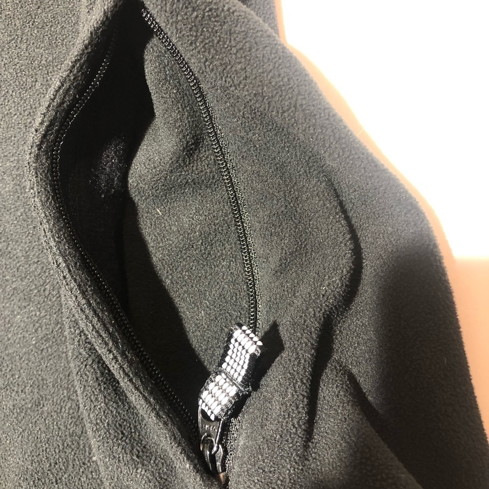 The North Face Black Fleece Vest TKA 100 - Picture 4 of 8